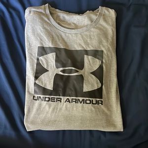 Under armor t shirt